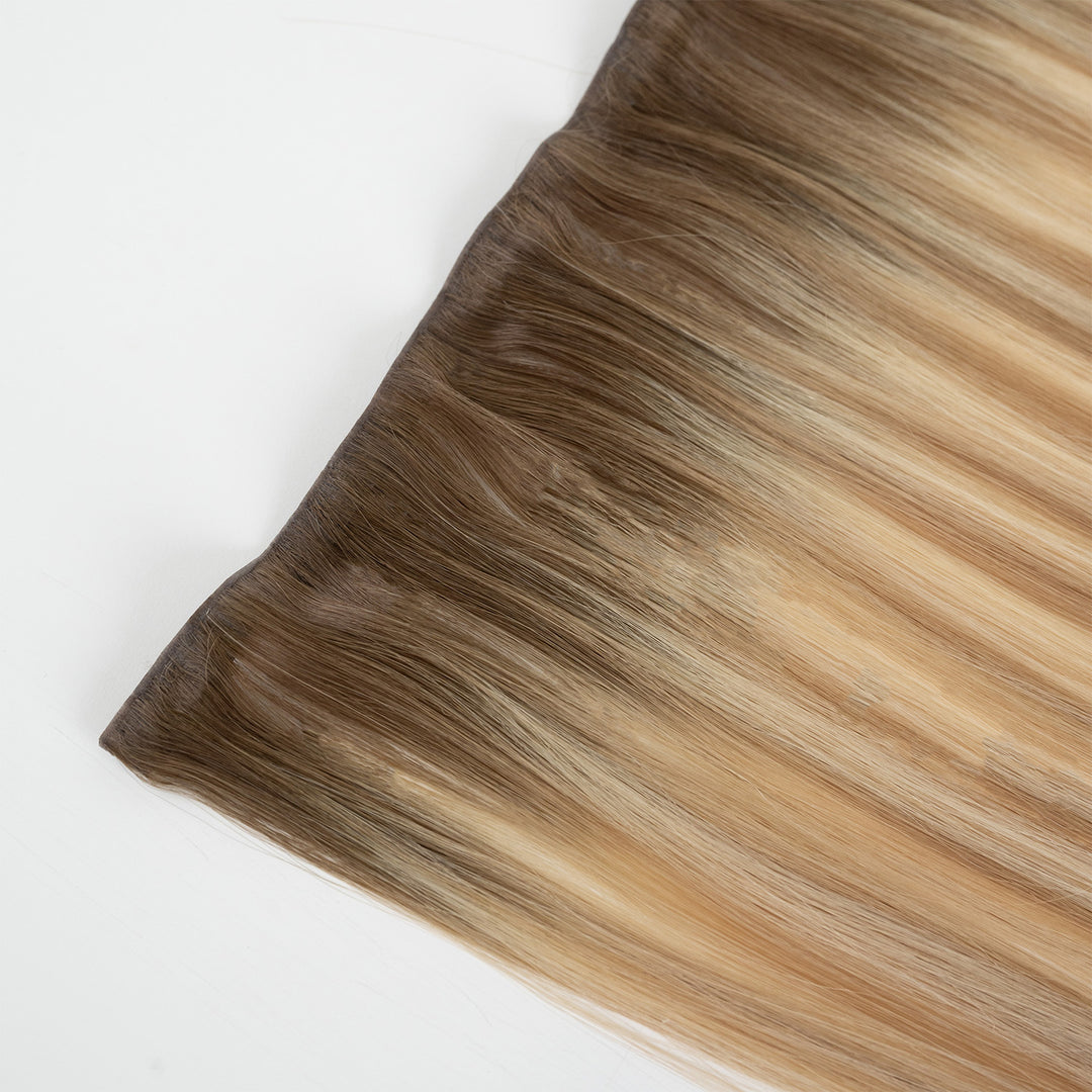 Oak Straight Seamless Clip-In Extensions
